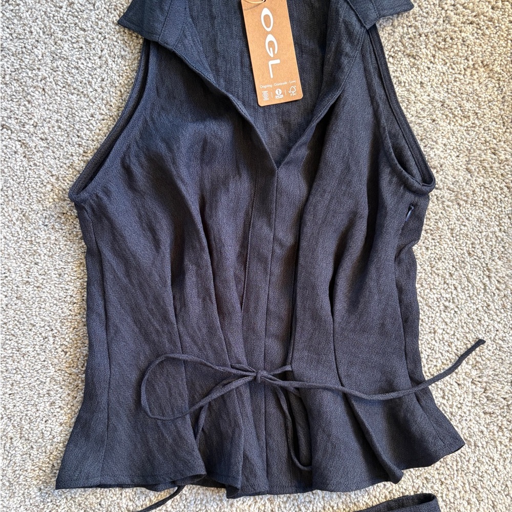 OGL 2-Piece Viscose Linen Set Small (Fits XS) | Collared Top & Flared Pants - Picture 7 of 15